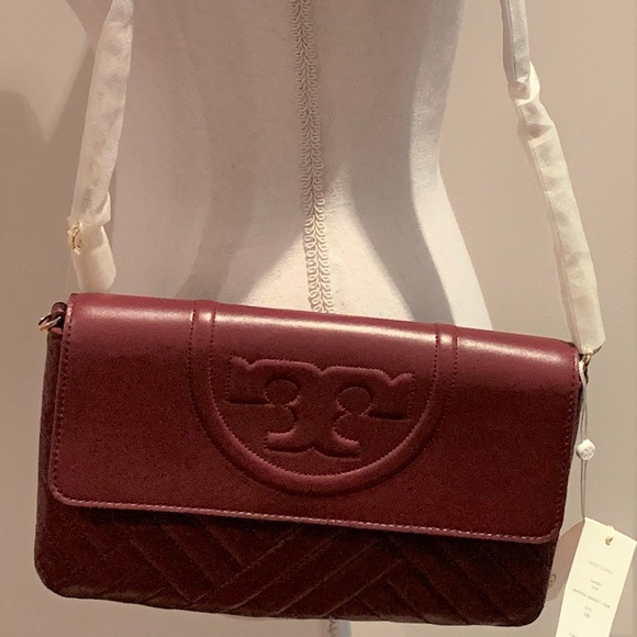 Tory Burch Bags Nwt Tory Burch Oxblood Purse With Gold Chain Poshmark